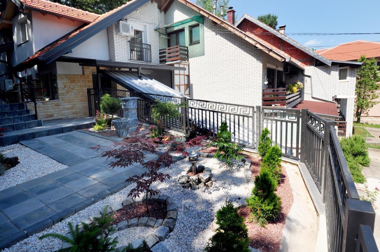 Stil Park Apartmani Vrnjačka Banja Exterior foto
